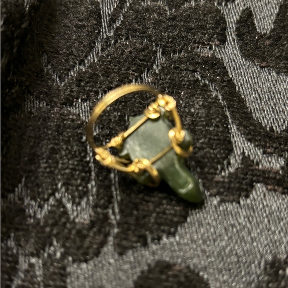 NWOT “ SALE” JADE TURTLE RING - Picture 5 of 11